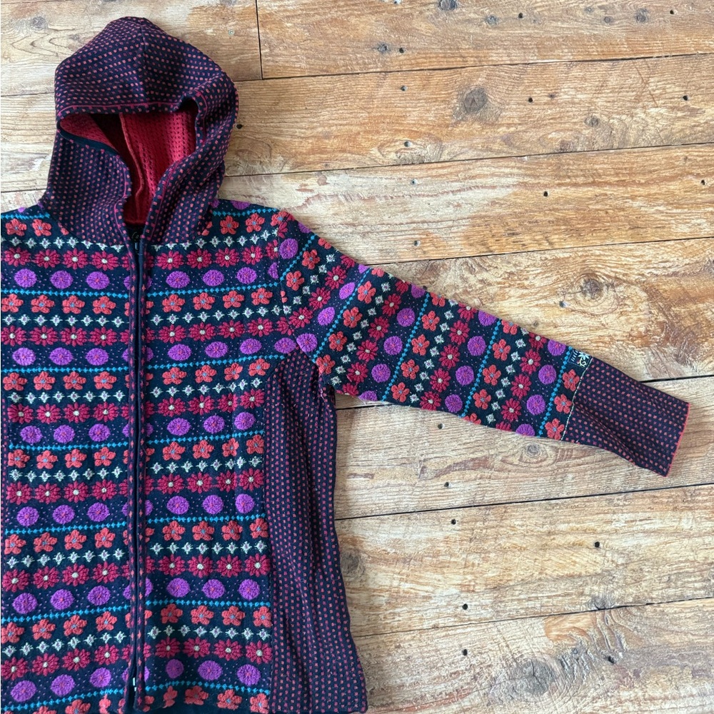 Icelandic Design Cardigan Large Zip Up Floral